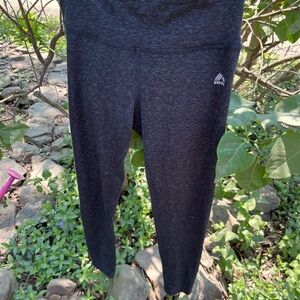 Rebels Black Leggings Sleek and Versatile